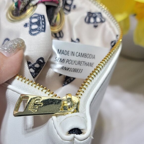 JUICY COUTURE WOMEN  WRISTLET - Picture 3 of 6